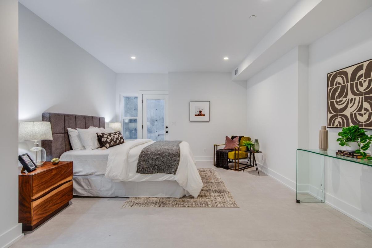 Bedroom, Interior, Recessed Lighting