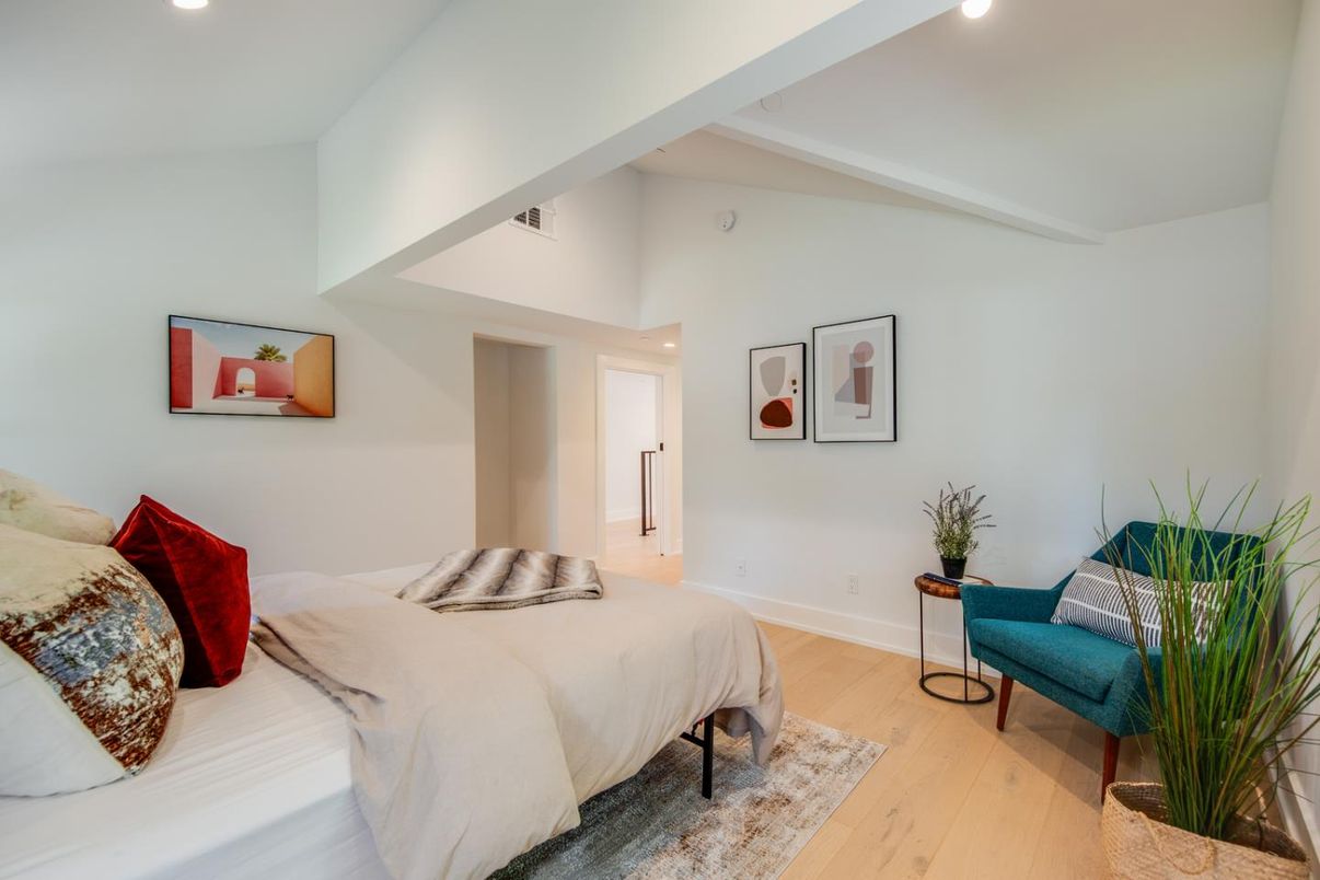 Bedroom, Interior, Recessed Lighting, Wood Texture Flooring