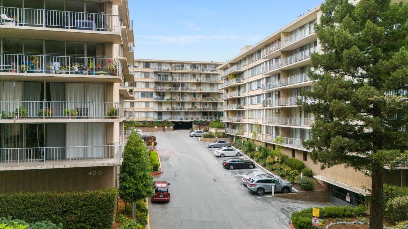 Exterior, Facade, Condo Building