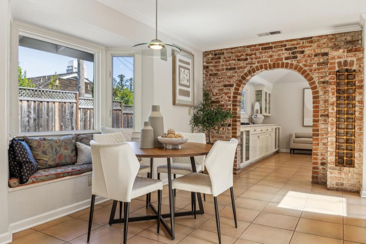 Dining room, Interior, Pendant Lights, Stone Walls