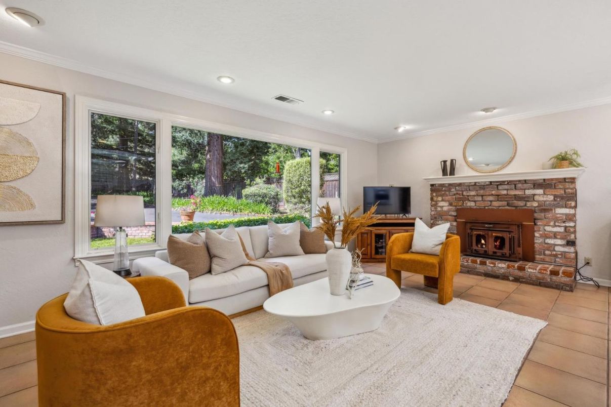 Fireplace, Interior, Living room, Recessed Lighting