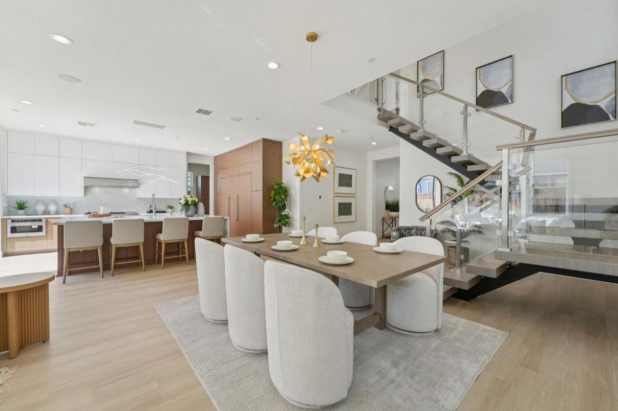 Dining room, Interior, Kitchen, Pendant Lights, Recessed Lighting, Stainless Steel Appliances, Wood Texture Flooring