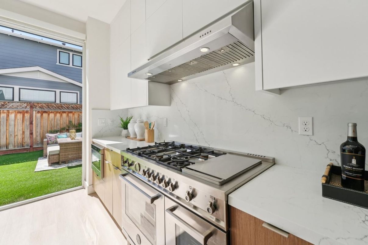 Interior, Kitchen, Marble Walls, Stainless Steel Appliances