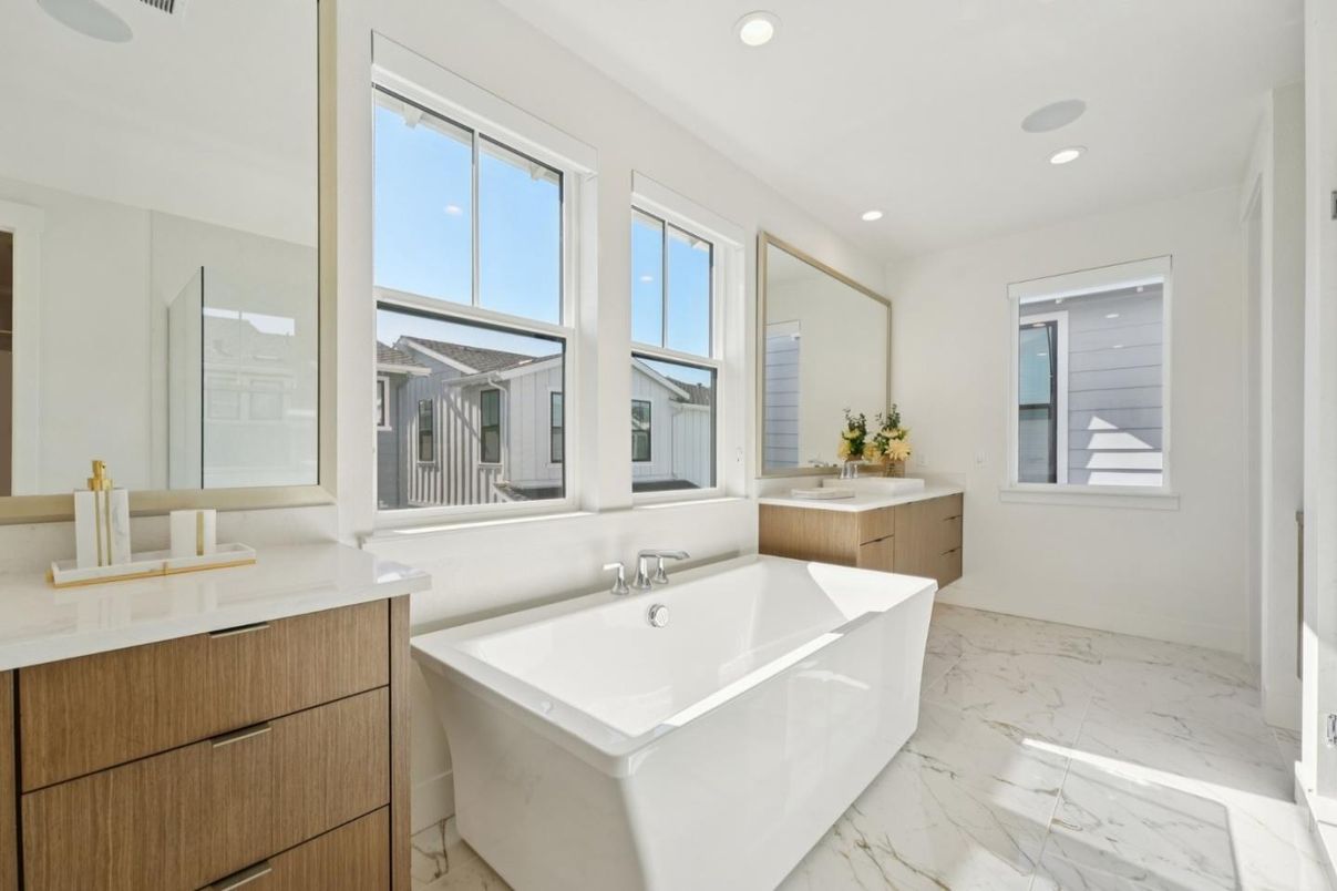 Bathroom, Dual Sink Vanities, Free Standing Baths, Interior, Marble, Recessed Lighting