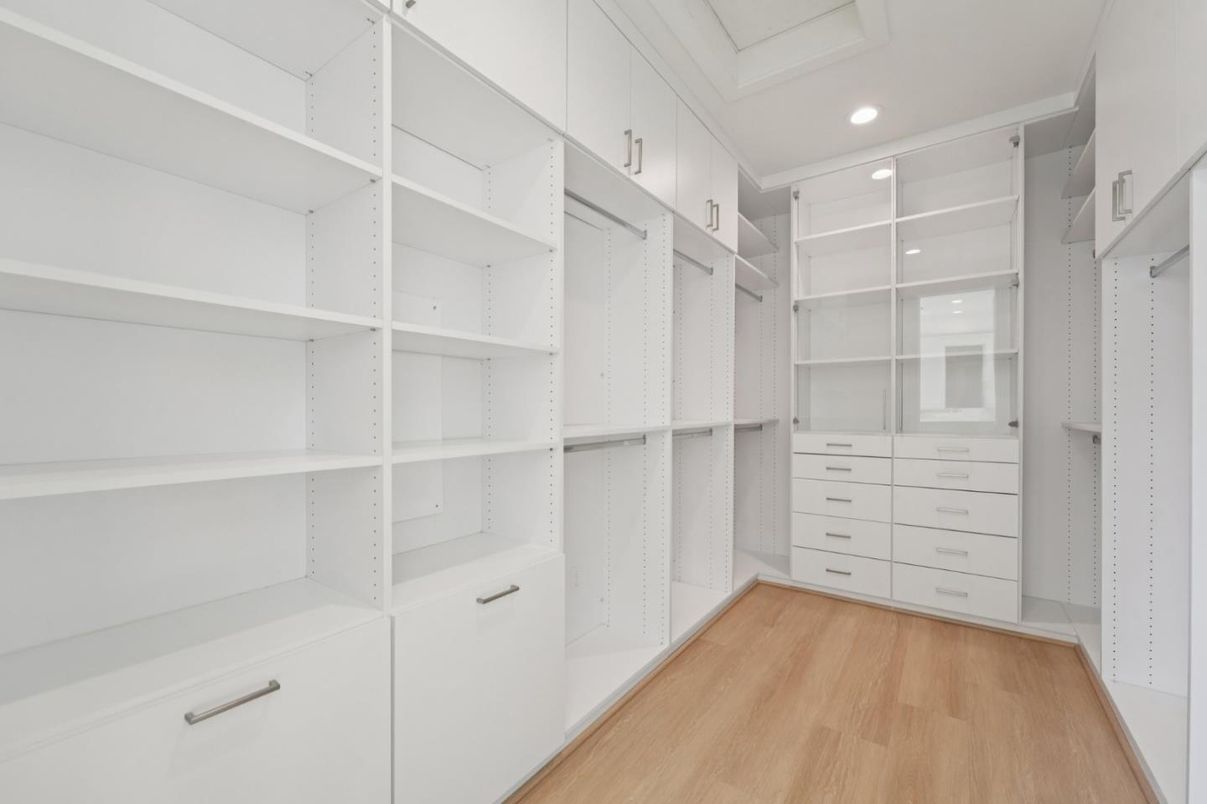 Interior, Recessed Lighting, Walk-in Closets, Wood Texture Flooring