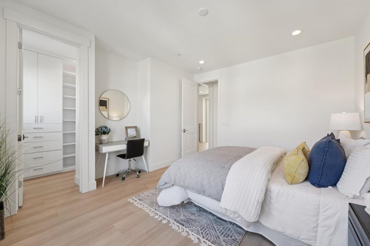Bedroom, Home Office, Interior, Recessed Lighting, Wood Texture Flooring