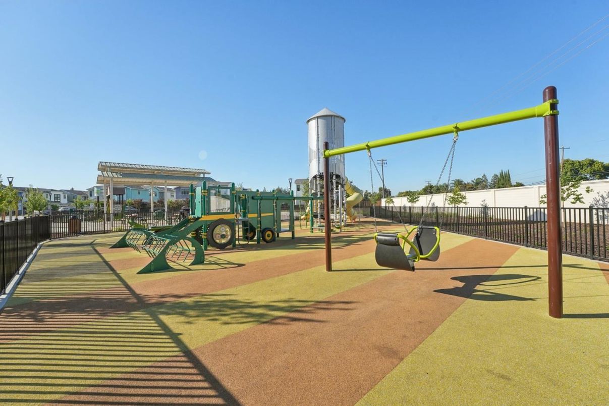 Backyard, Exterior, Playground