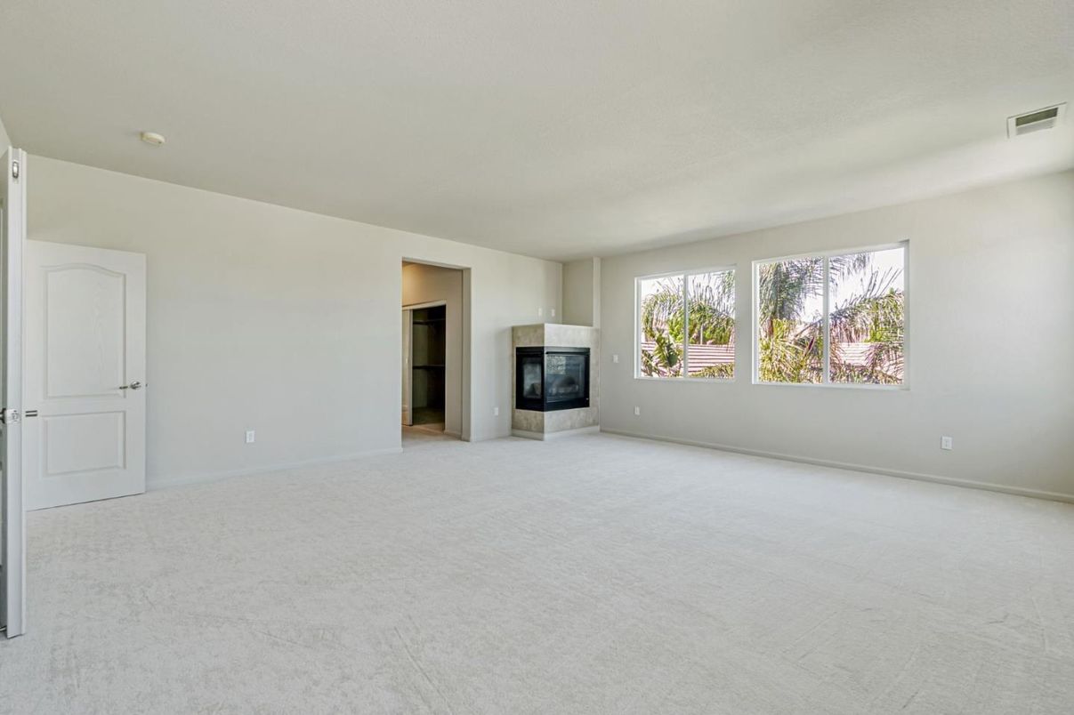 Empty room, Fireplace, Interior