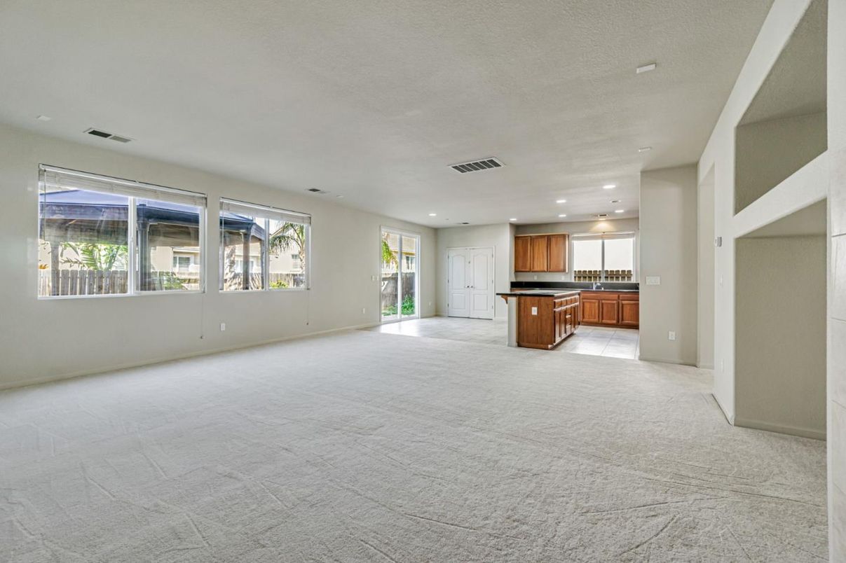 Empty room, Interior, Kitchen, Recessed Lighting