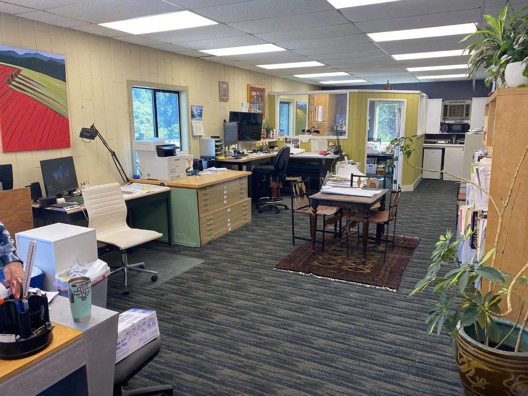 Home Office, Interior