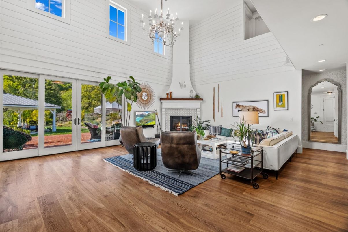 Chandelier, Fireplace, Interior, Living room, Recessed Lighting, Wood Texture Flooring