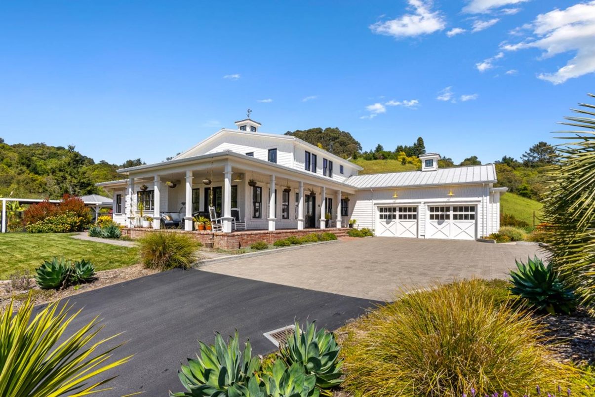 Attached, Backyard, Exterior, Facade, Farmhouse