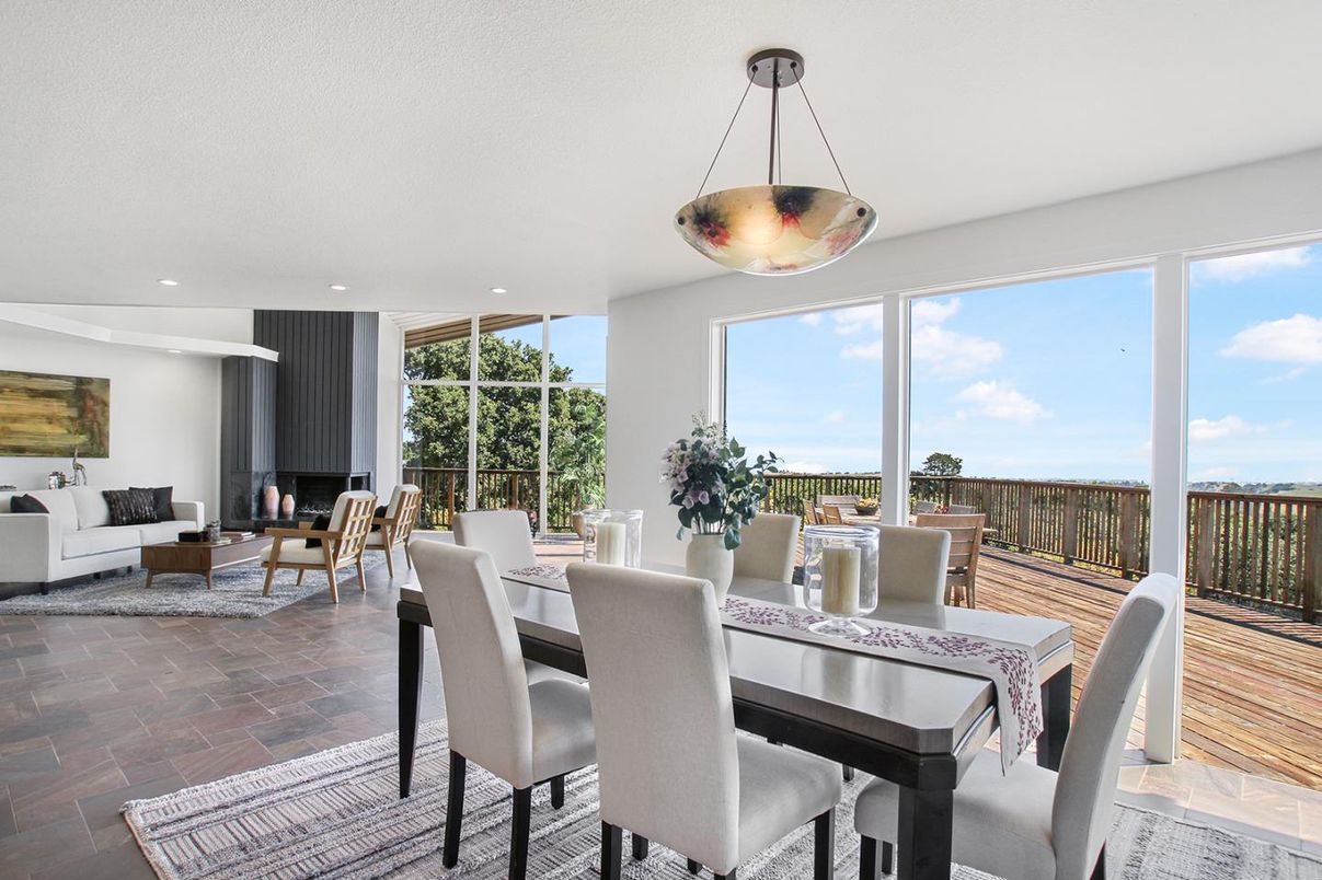 Dining room, Interior, Living room, Pendant Lights, Recessed Lighting, Wood Texture Flooring