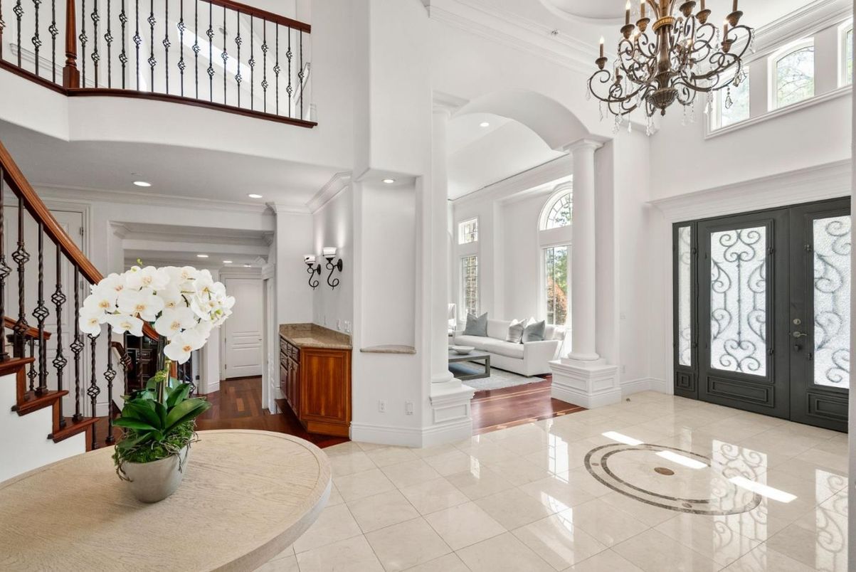 Chandelier, Interior, Recessed Lighting