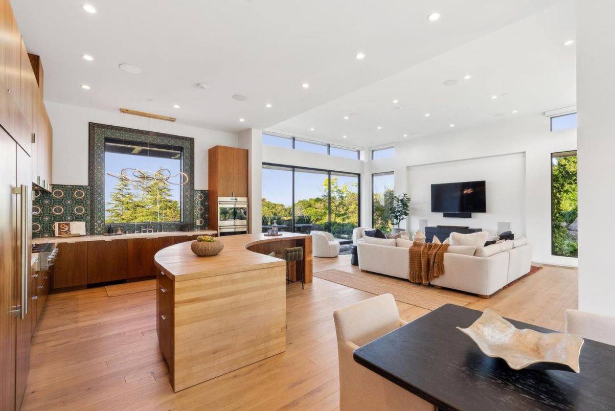 Dining room, Interior, Kitchen, Living room, Recessed Lighting, Stainless Steel Appliances, Wood Texture Flooring