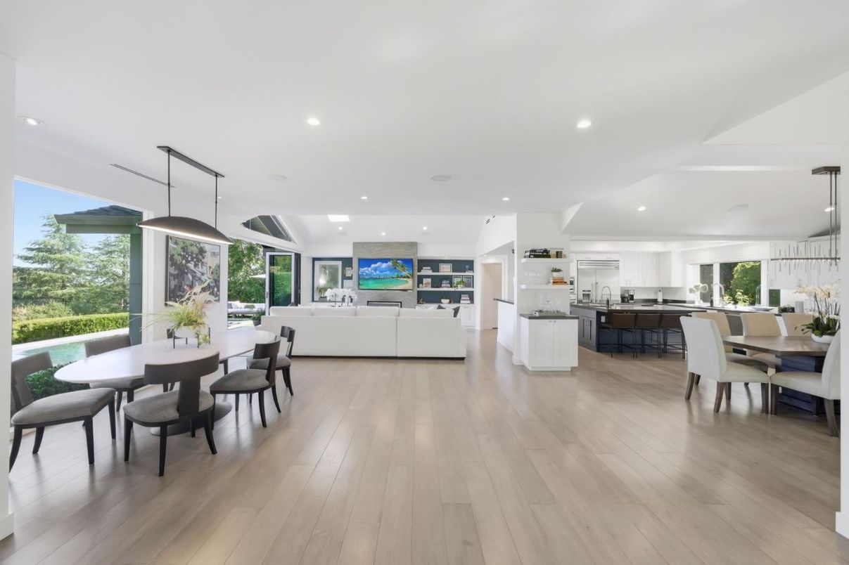 Dining room, Interior, Kitchen, Living room, Pendant Lights, Recessed Lighting, Wood Texture Flooring