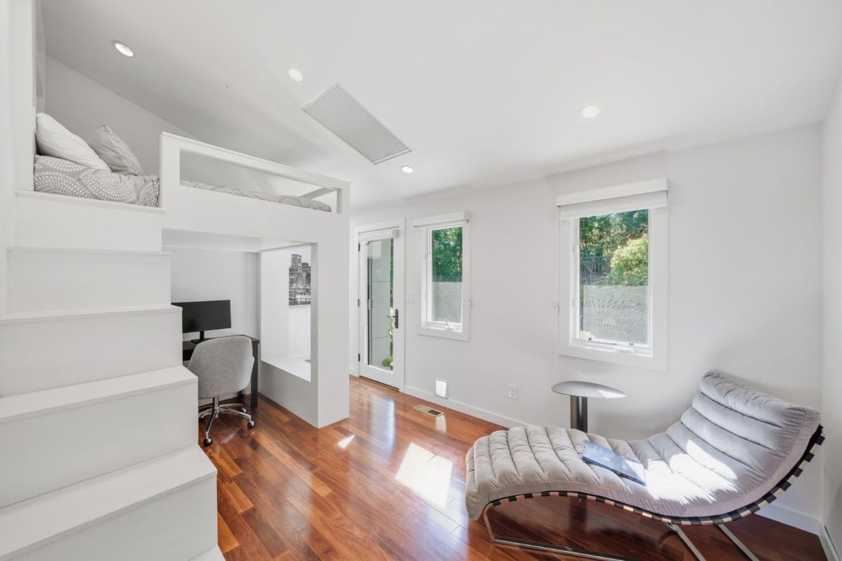 Home Office, Interior, Recessed Lighting, Wood Texture Flooring