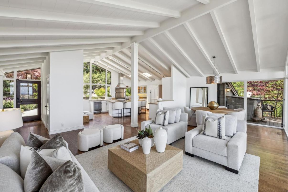 Dining room, Interior, Living room, Pendant Lights, Wood Texture Flooring