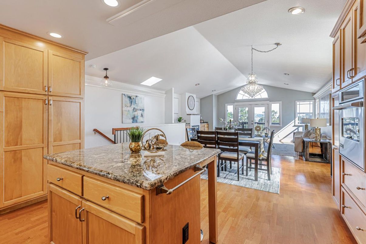 Dining room, Interior, Pendant Lights, Recessed Lighting, Wood Texture Flooring