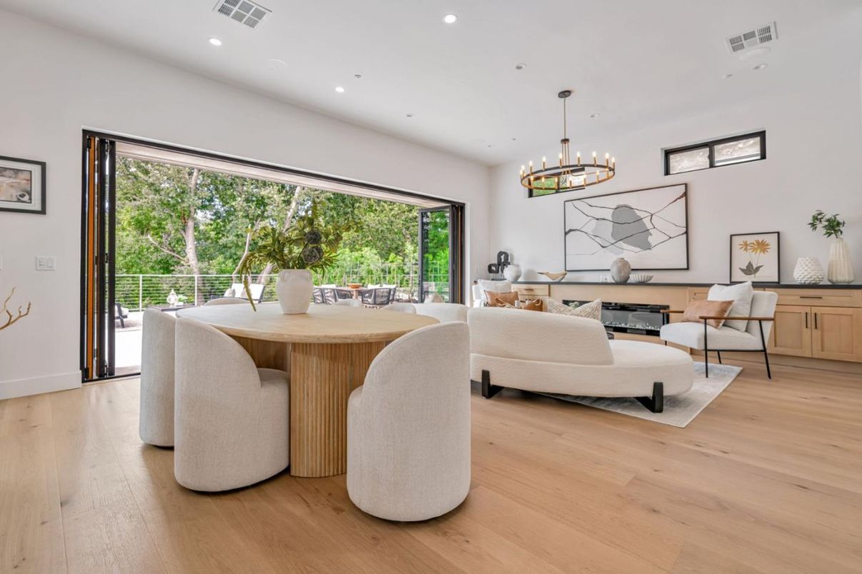 Dining room, Interior, Living room, Pendant Lights, Recessed Lighting, Wood Texture Flooring