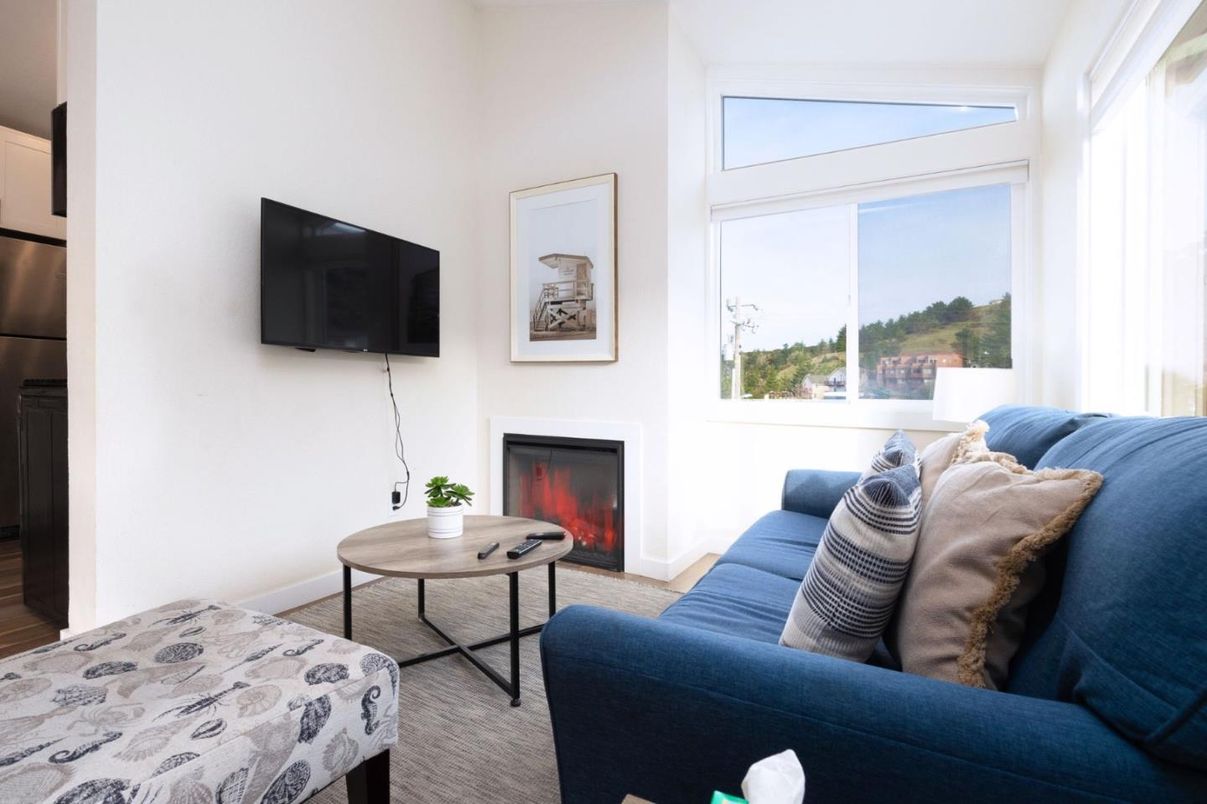 Fireplace, Interior, Living room