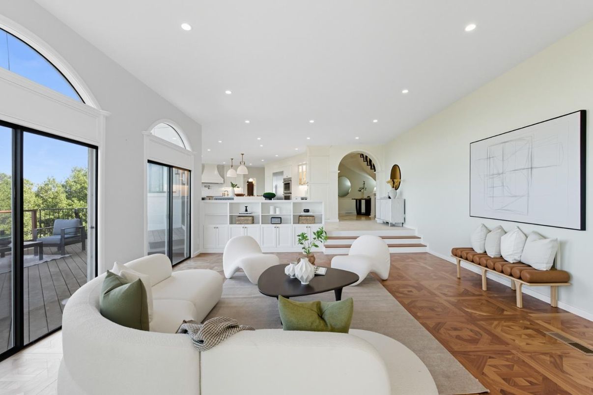 Interior, Kitchen, Living room, Pendant Lights, Recessed Lighting, Stainless Steel Appliances, Wood Texture Flooring