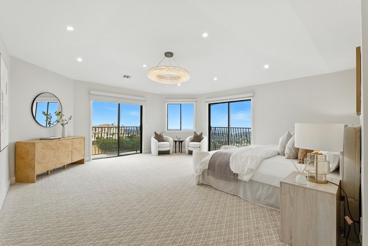 Bedroom, Chandelier, Interior, Recessed Lighting