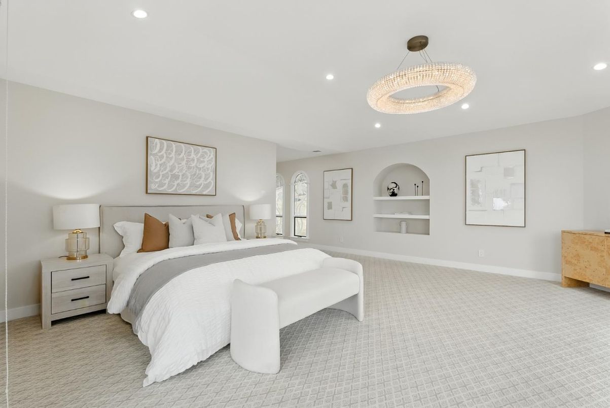 Bedroom, Chandelier, Interior, Recessed Lighting