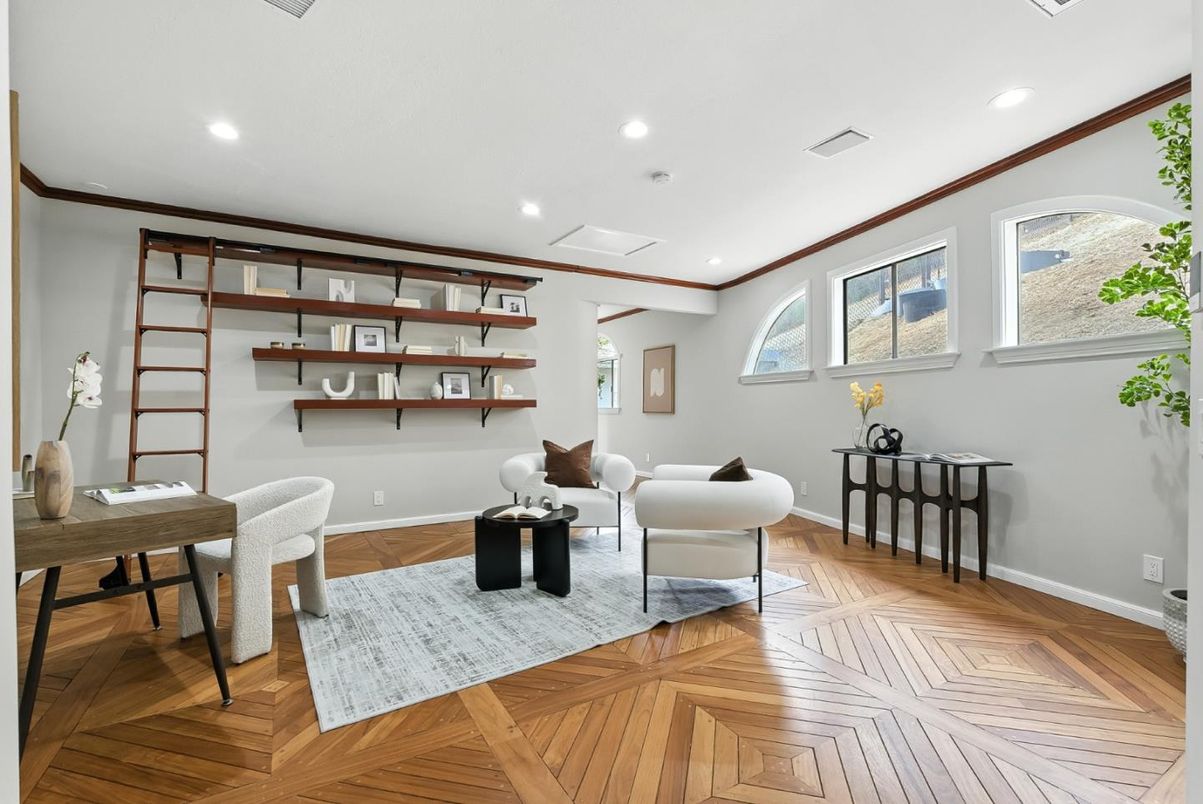 Home Office, Interior, Recessed Lighting, Wood Texture Flooring