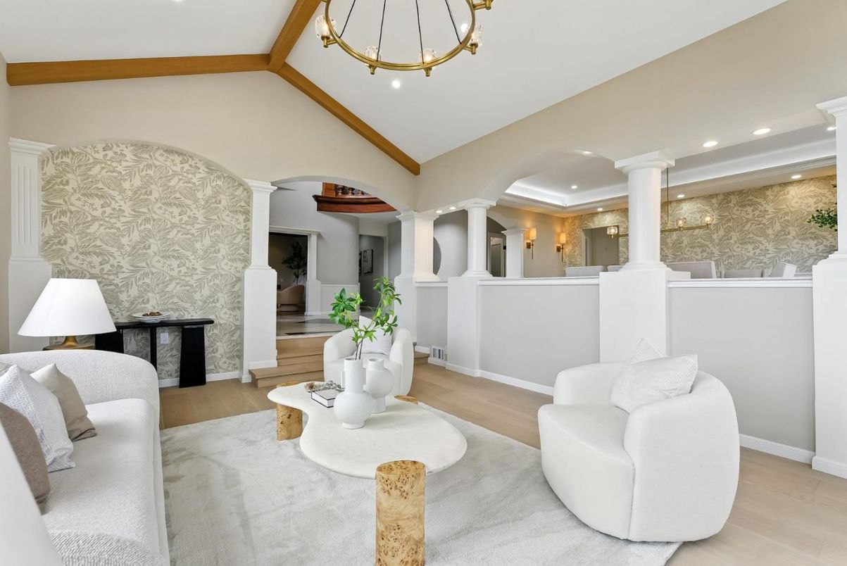 Interior, Pendant Lights, Recessed Lighting, Wood Texture Flooring