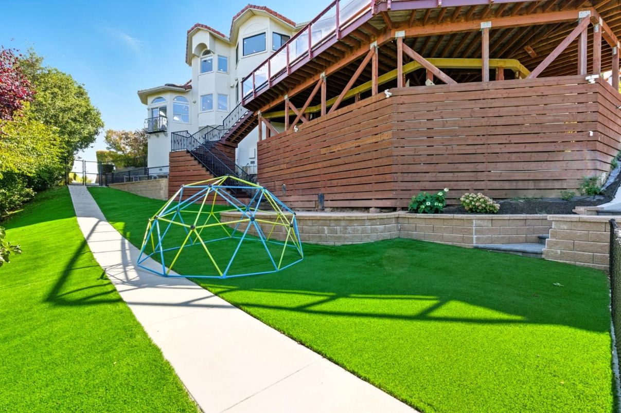 Backyard, Exterior, Playground