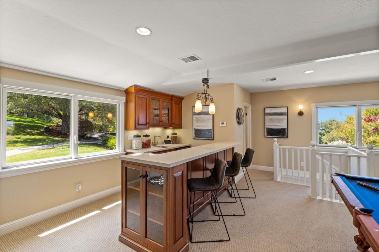 Interior, Pendant Lights, Wood Texture Flooring