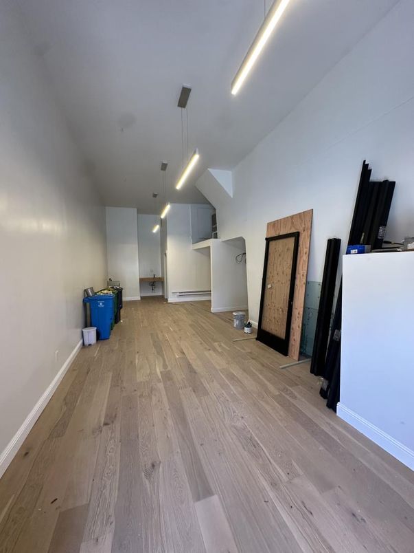 Empty room, Interior, Pendant Lights, Wood Texture Flooring
