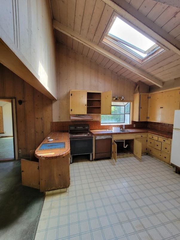 Interior, Kitchen, Wooden Ceilings, Wooden Walls