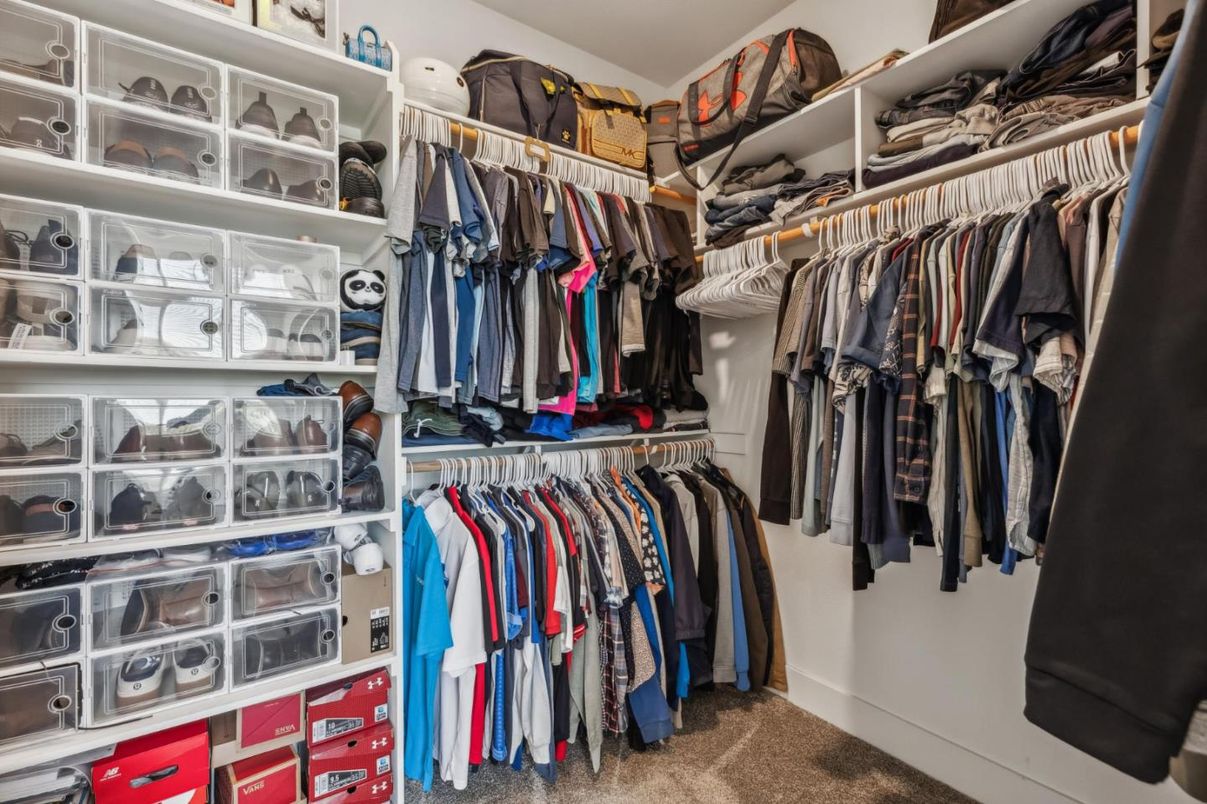 Interior, Walk-in Closets