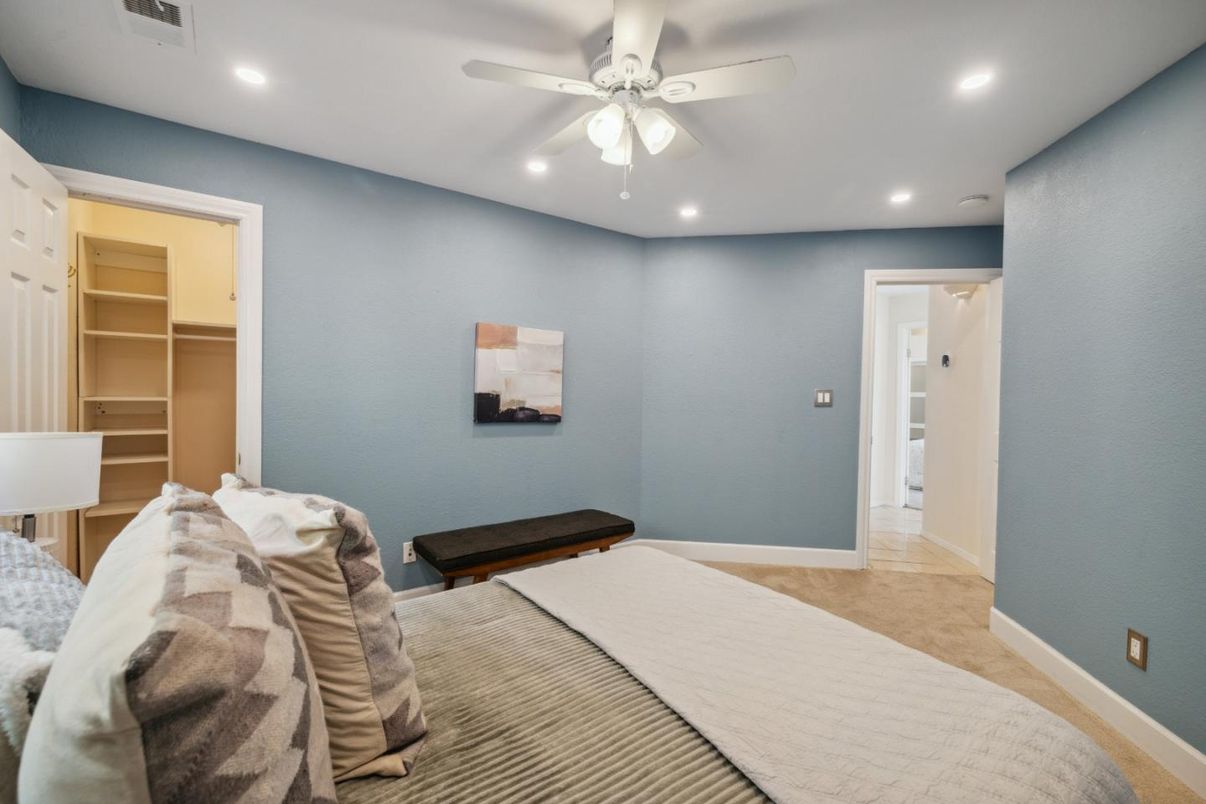 Bedroom, Interior, Recessed Lighting