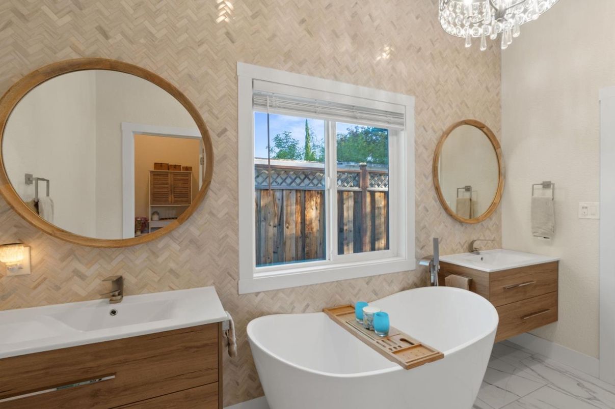 Bathroom, Chandelier, Dual Sink Vanities, Free Standing Baths, Interior, Marble