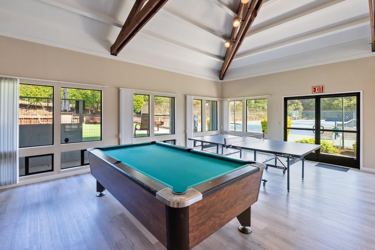 Billiard Table, Game Room, Interior, Wood Texture Flooring