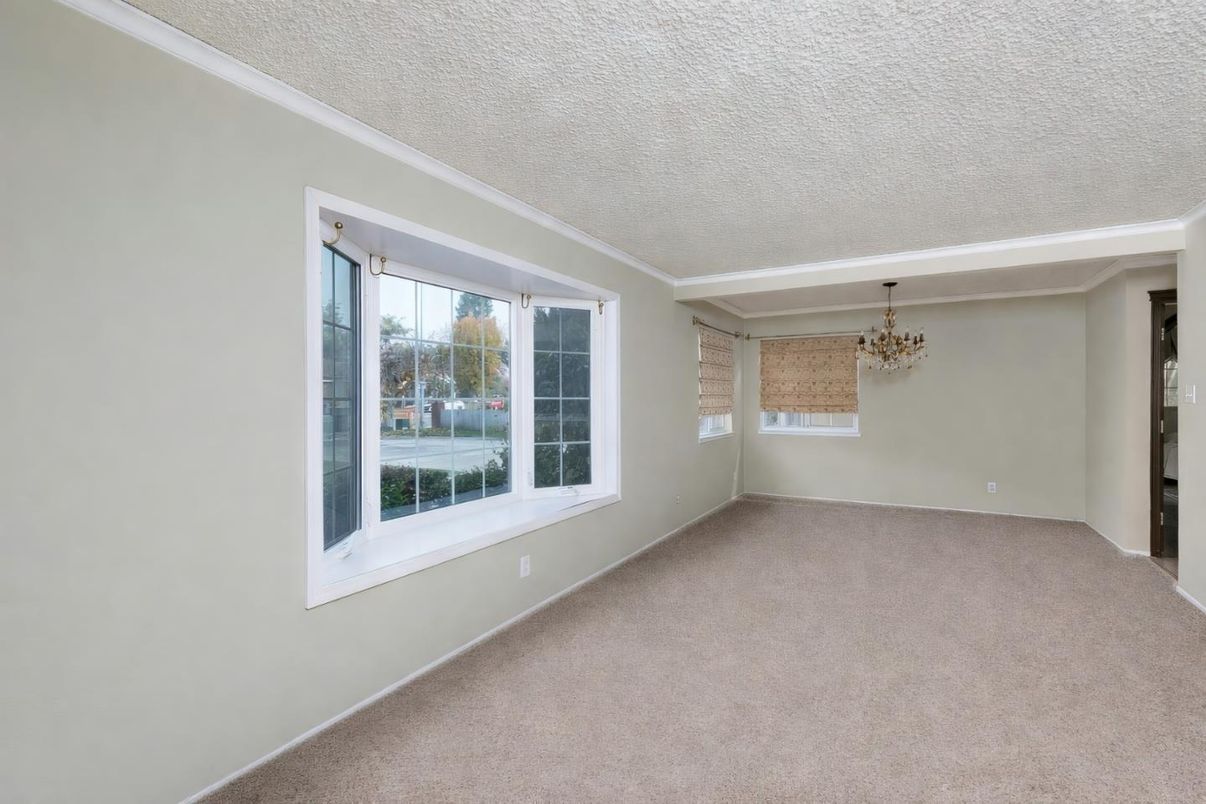 Chandelier, Empty room, Interior