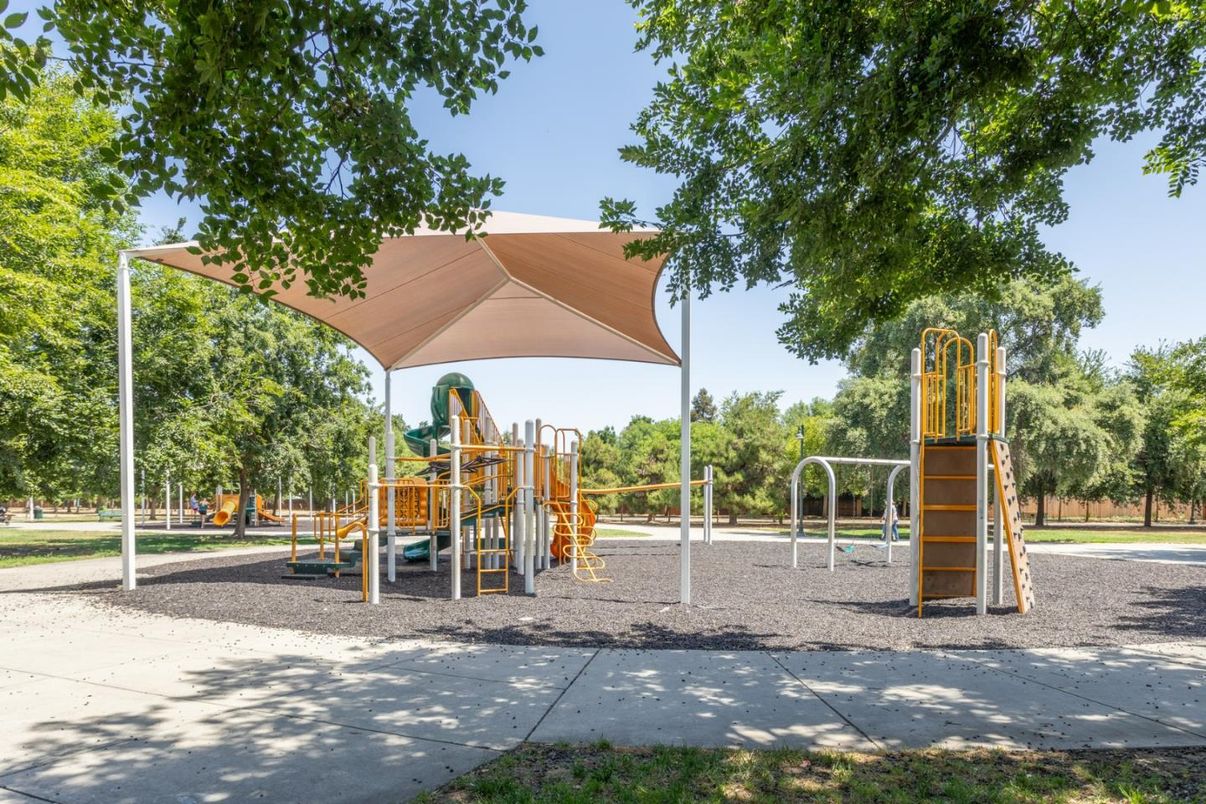 Backyard, Exterior, Playground