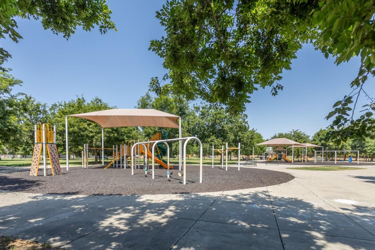 Backyard, Exterior, Playground