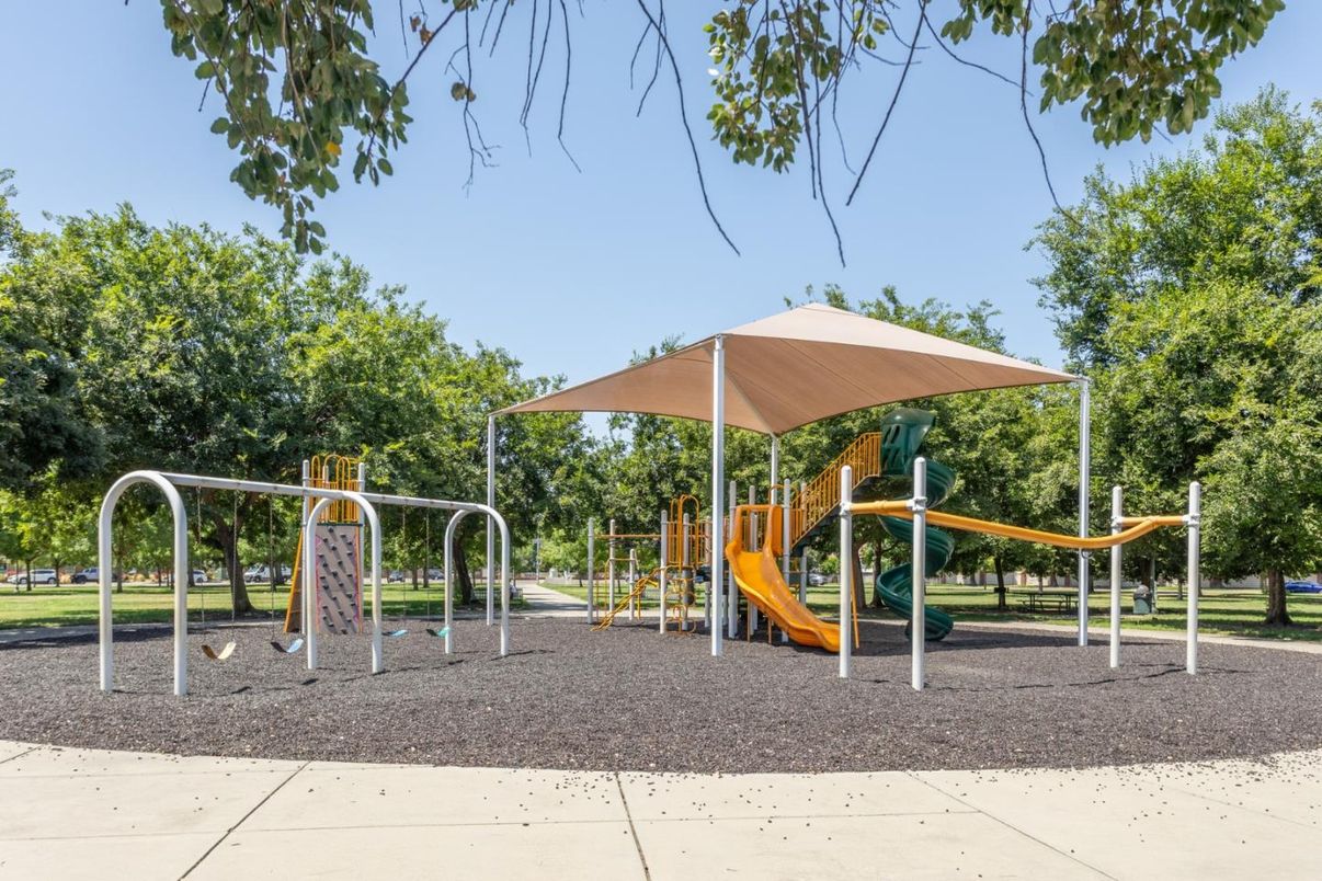 Backyard, Exterior, Playground