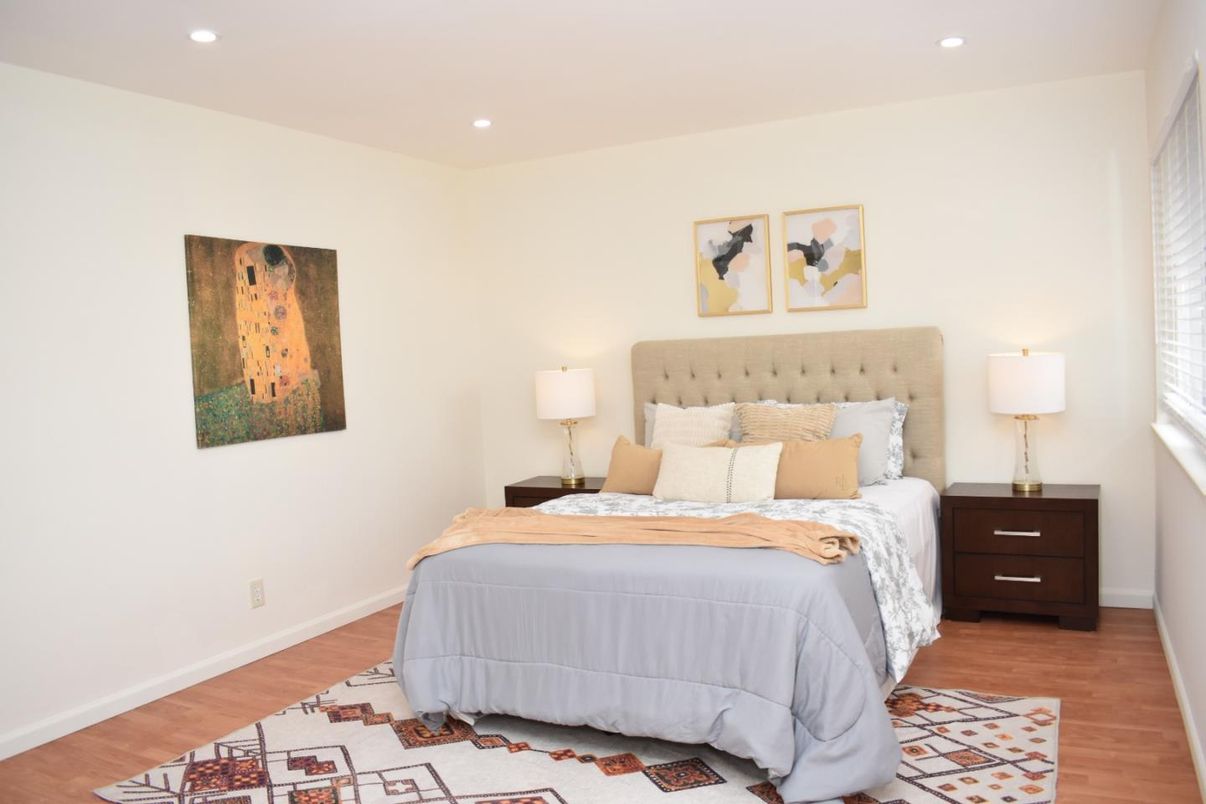 Bedroom, Interior, Recessed Lighting, Wood Texture Flooring