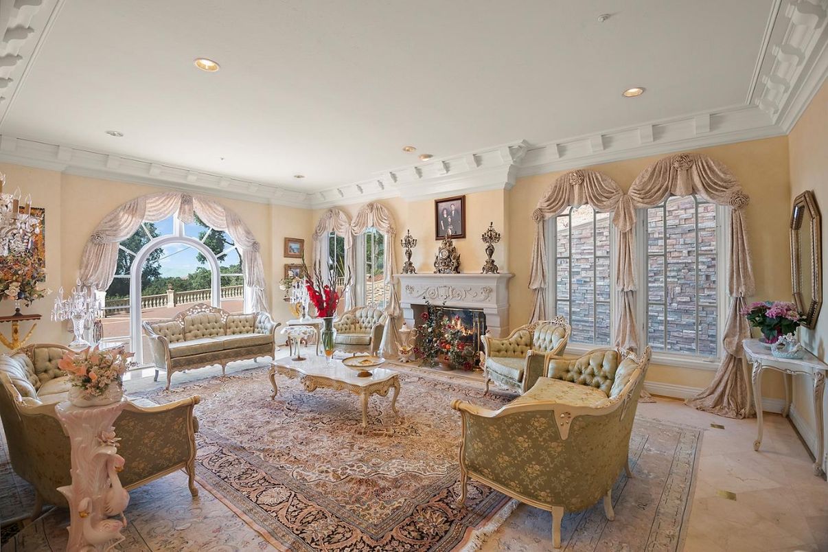 Fireplace, Interior, Living room, Recessed Lighting