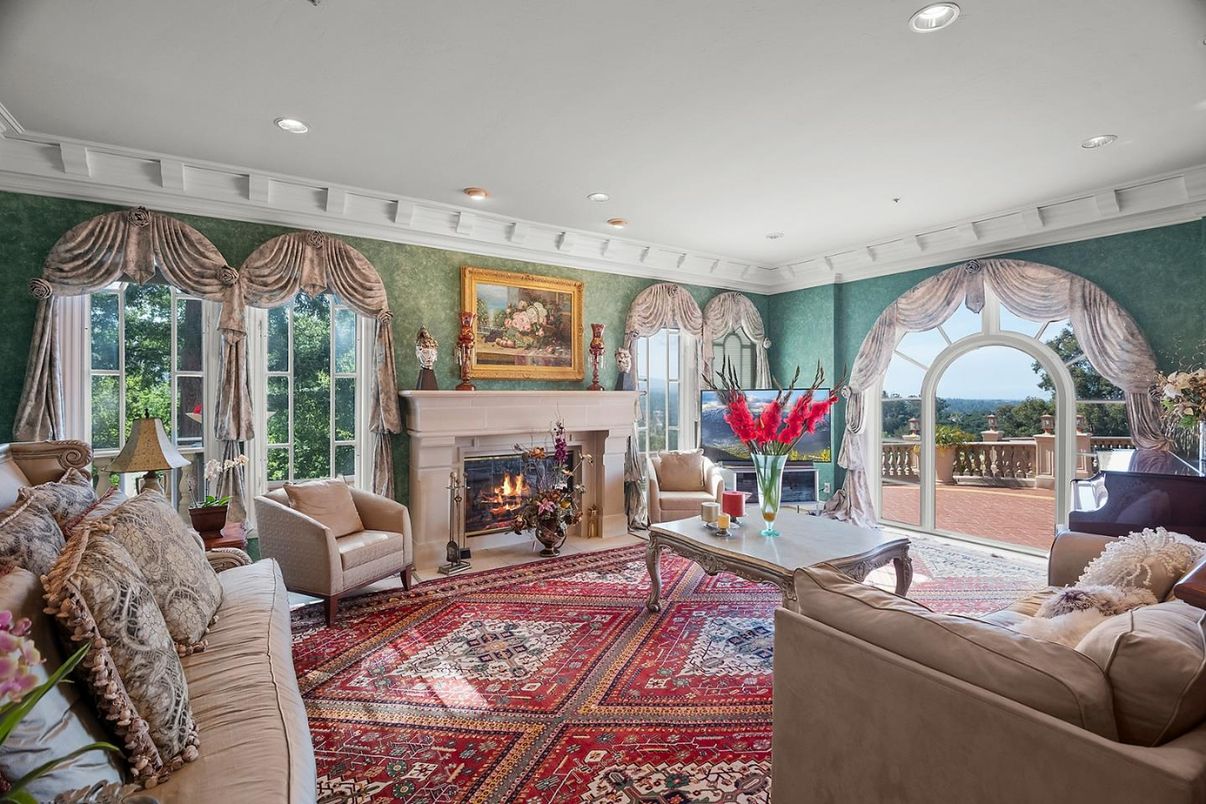 Fireplace, Interior, Living room, Recessed Lighting