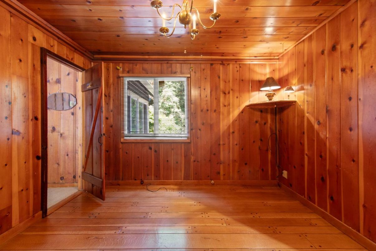 Chandelier, Empty room, Interior, Wooden Ceilings, Wood Texture Flooring, Wooden Walls