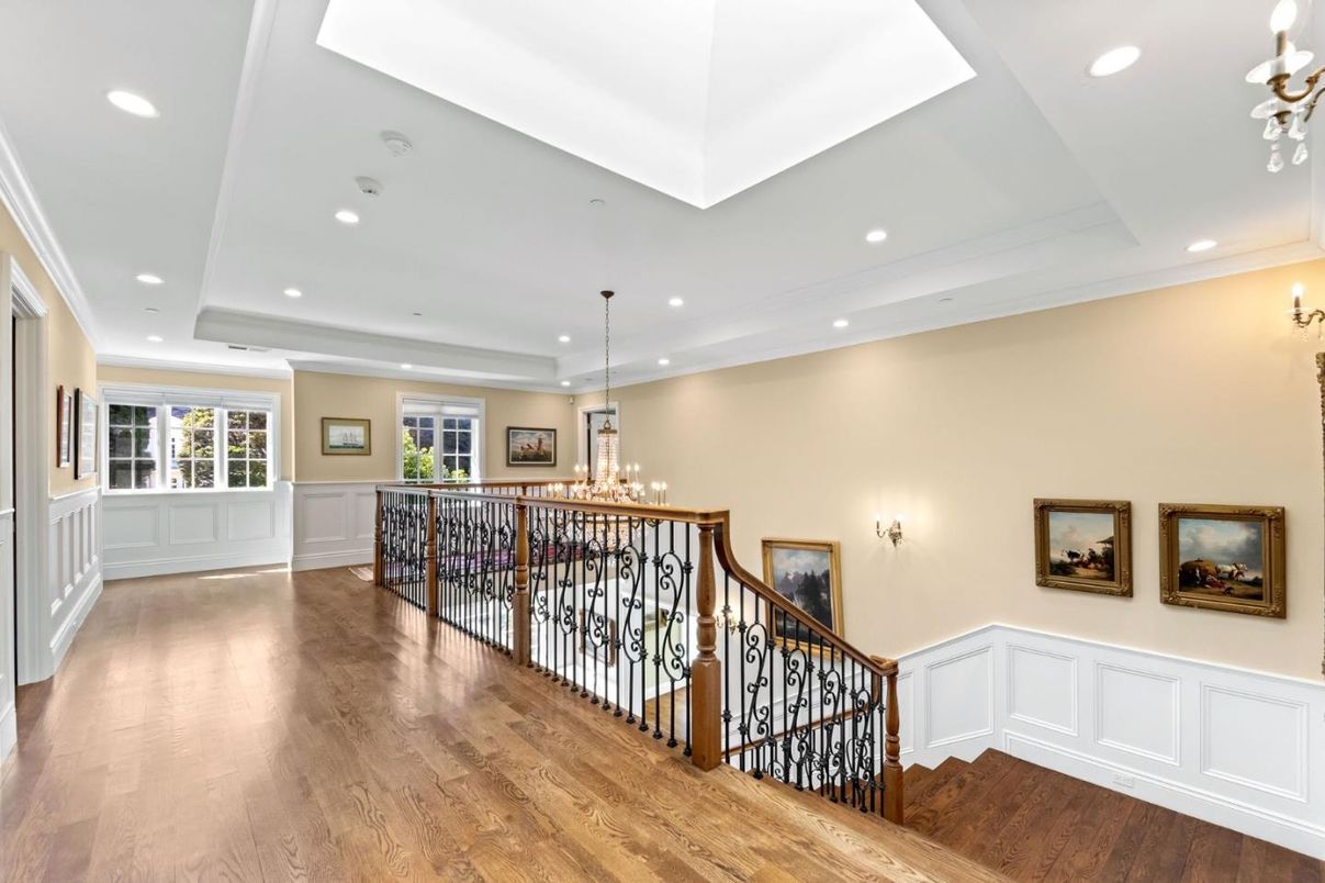 Chandelier, Interior, Recessed Lighting, Wood Texture Flooring