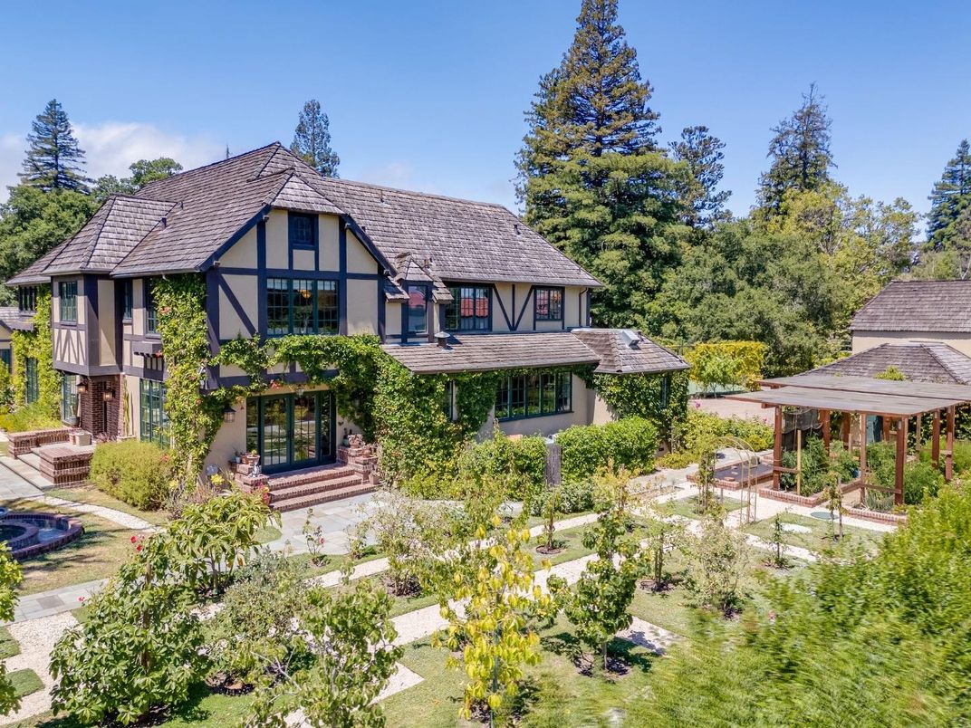 Backyard, Exterior, Facade, Tudor Revival