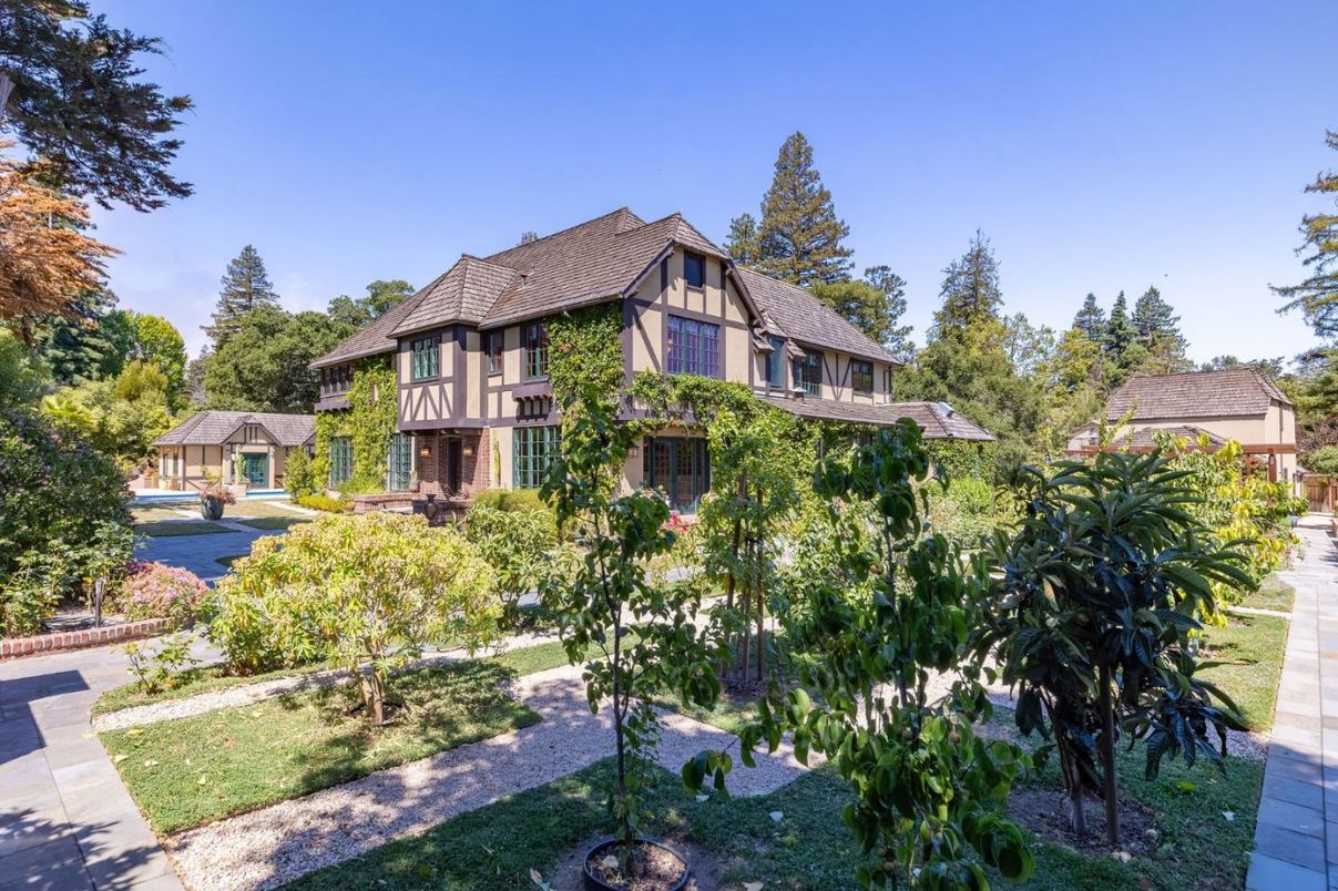 Backyard, Exterior, Facade, Tudor Revival