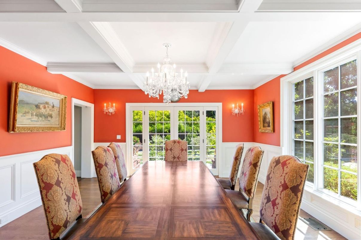 Chandelier, Dining room, Interior, Wood Texture Flooring